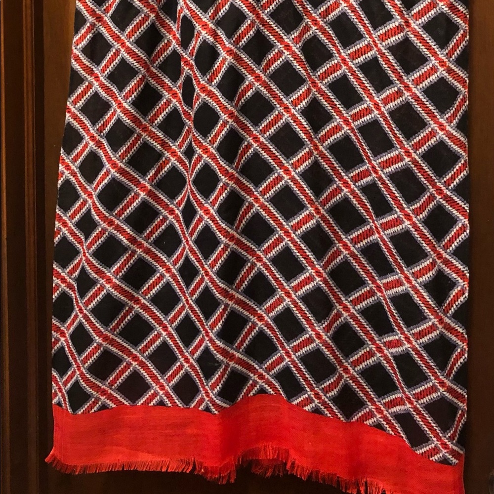 VERA BRADLEY SHAWL / WRAP